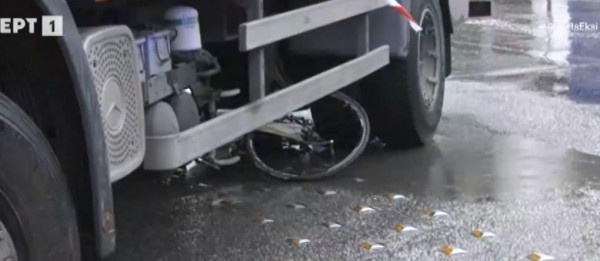 Σοκ στη Θεσσαλονίκη – Φορτηγό παρέσυρε ποδηλατίσσα – Σε κρίσιμη κατάσταση