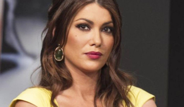 Άρης Σερβετάλης – Μήνυμα στήριξης από την Κλέλια Ρένεση – «Έχει δικαίωμα να διαλέγει τις συνθήκες στις οποίες θα εργάζεται»