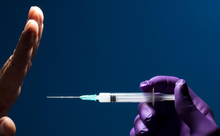 Δημοσκόπηση - Αλλάζουν γνώμη οι αρνητές εμβολιασμού; - Τι θα τους έπειθε