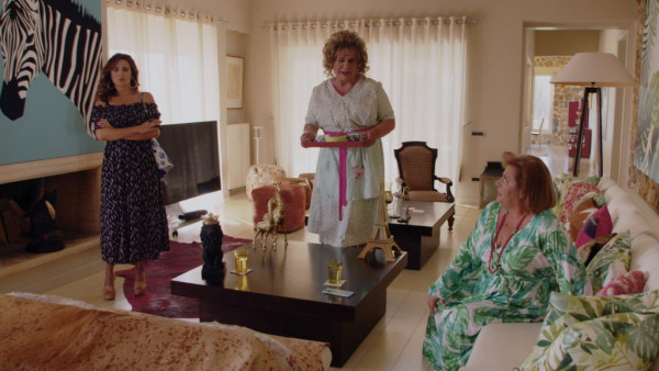 Συμπέθεροι απ’ τα Τίρανα – Οι πρωταγωνιστές μιλούν για τους ρόλους τους και κάνουν αποκαλύψεις