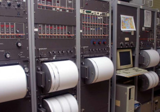 Σεισμός –  4,1 Ρίχτερ στην Ικαρία – Συνεχίζει να δονείται το νησί