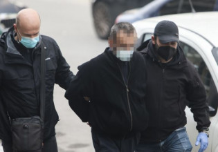 Θεσσαλονίκη – Στον εισαγγελέα ο 49χρονος συζυγοκτόνος – Ο γιος του είχε ζητήσει τον εγκλεισμό του σε ψυχιατρική κλινική