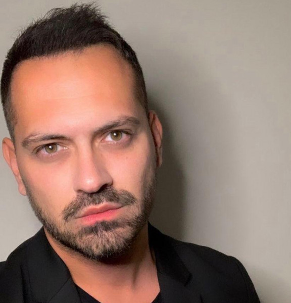 «Φωτιά» στη νυχτερινή διασκέδαση με live του Χρήστου Σεβαστού