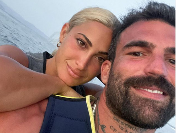 Ιωάννα Τούνη – Ο κακός χαμός στο σπίτι του Αλεξάνδρου – Ξέχασε τον θερμοσίφωνα ανοιχτό και πλημμύρισε