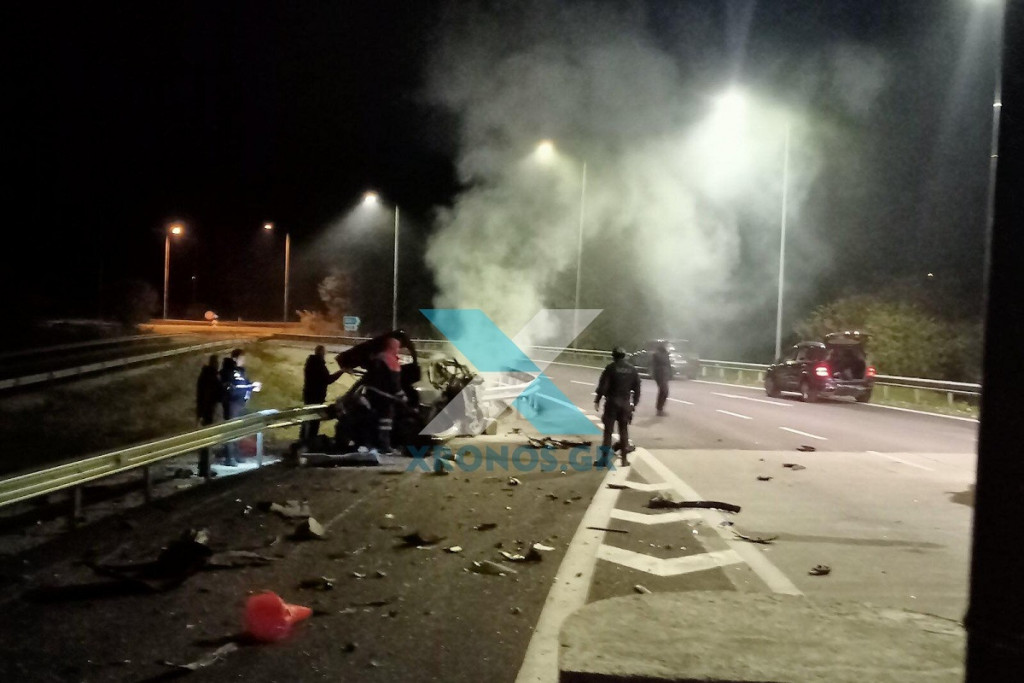 Εγνατία – Εικόνες σοκ από το τροχαίο με επτά νεκρούς