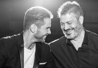 Μανώλης Κονταρός και Γιώργος Τσαλίκης για πρώτη φορά μαζί στη σκηνή – Πότε και πού κάνουν πρεμιέρα
