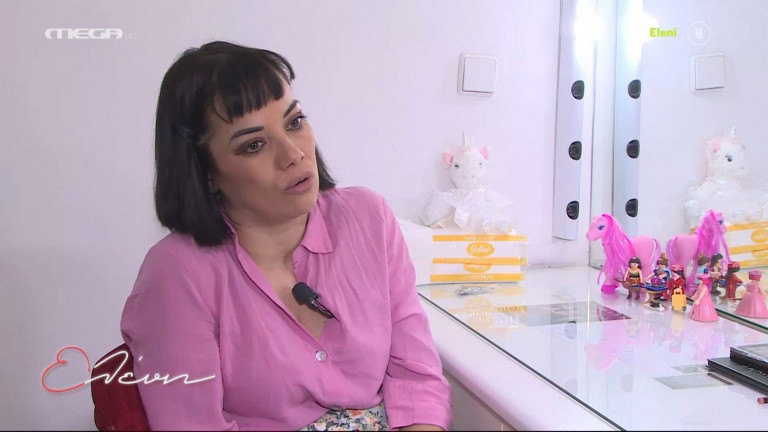 Κατερίνα Τσάβαλου – Με την οικογένειά μου προσπαθούμε να τα βγάλουμε πέρα