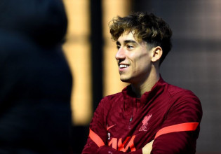 Η Λίβερπουλ «μαρτύρησε» τι θα συμβεί με τον Κώστα Τσιμίκα