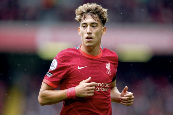 Αδιανόητη αποθέωση για τον Τσιμίκα – Ο άνθρωπος που τον πήρε στη Λίβερπουλ, τον θεωρεί κορυφαία μεταγραφή των Reds