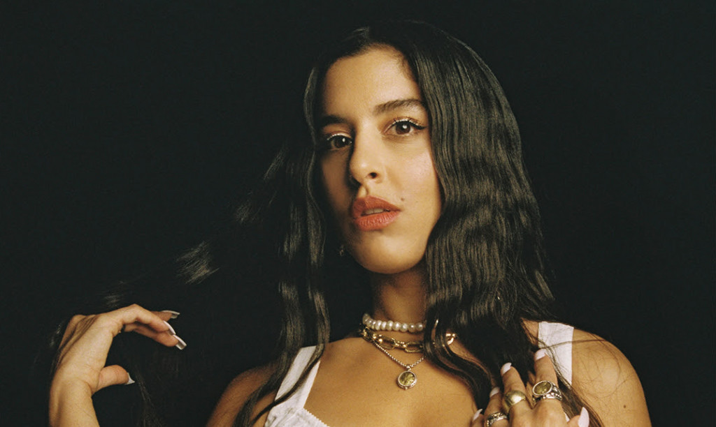 Η Μαρίνα Σάττι αποκαλύπτει τον «Κρυφό της πόνο» και εντυπωσιάζει