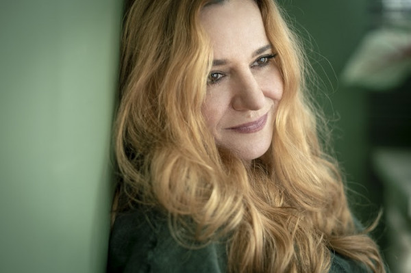 Η Ευανθία Ρεμπούτσικα και «Η Ομπρέλα του Βοσπόρου» στο Christmas Theater