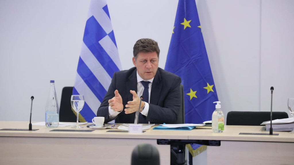 Βαρβιτσιώτης – Η Ελλάδα δεν φοβάται να συνομιλήσει με την Τουρκία – Νέα δεδομένα στη Βόρεια Μακεδονία μετά την παραίτηση Ζάεφ