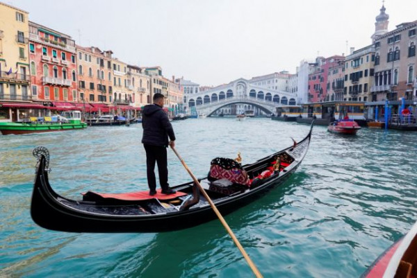 Italy – 23 Greek tourists positive for the coronavirus in Venice