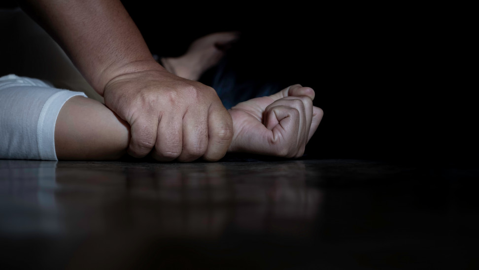 Χανιά - 30χρονη κατήγγειλε δύο άντρες για απόπειρα απαγωγής και βιασμού
