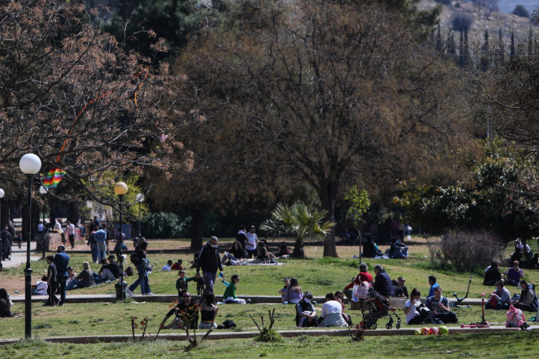Θάνος Πλεύρης – Ερχονται νέα μέτρα για τους ανεμβολίαστους – Τι είπε για τις επιτάξεις ιδιωτών γιατρών