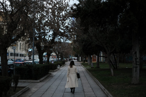 Κοροναϊός – «Όχι» σε lockdown επιμένει η κυβέρνηση παρά την Όμικρον – Το plan B για την πανδημία έρχεται νωρίτερα