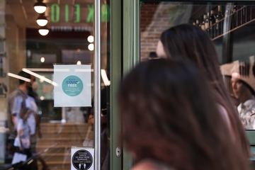 Κοροναϊός – Σενάρια για είσοδο στους κλειστούς χώρους μόνο με τρίτη δόση – Για ποιους εξετάζεται να γίνει υποχρεωτική