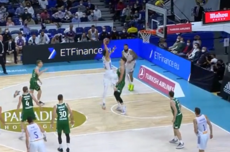 EuroLeague – Το κάρφωμα της χρονιάς από τον Βούκσεβιτς