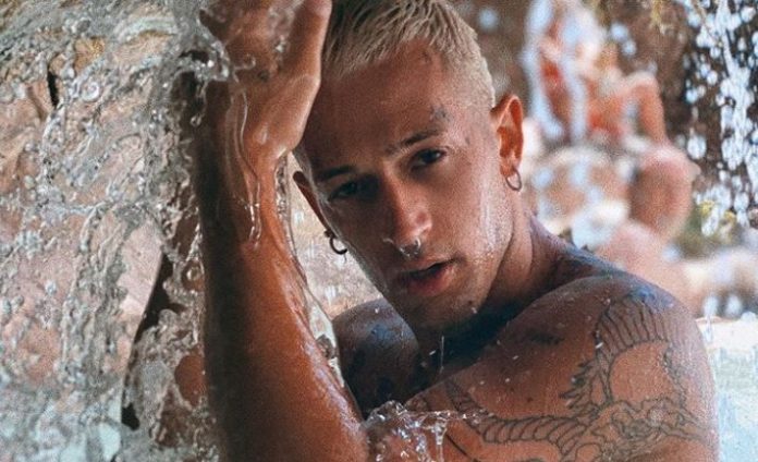 Αμετανόητος και προκλητικός ο Τάσος Ξιαρχό – «Η χοντρή Δανάη Μπάρκα είναι παρουσιάστρια»