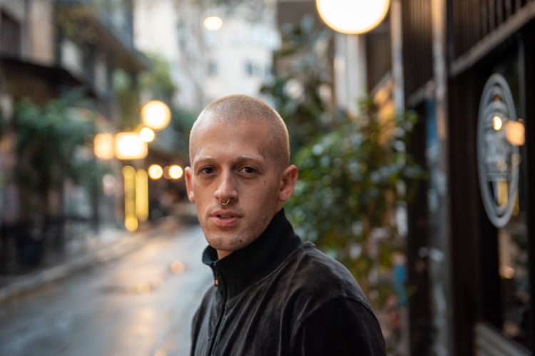 Τάσος Ξιαρχό – Η έλλειψη μετάνοιας, το «κρυφτούλι» μετά την κατακραυγή για τα χυδαία σχόλια και η απόπειρα αυτοκτονίας