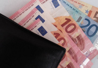 Πηγές υπουργείου Οικονομικών – Στήριξη σε πληττόμενους, «φρένο» σε μέρισμα