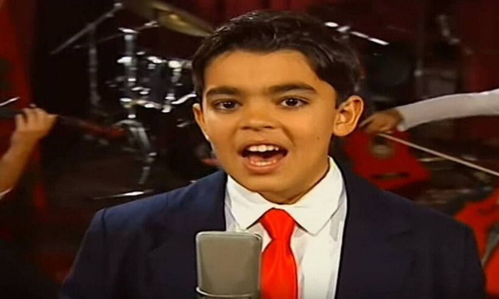 Χρήστος Σαντικάι – Η αποκάλυψη για τα χριστουγεννιάτικα τραγούδια όταν ήταν μικρός