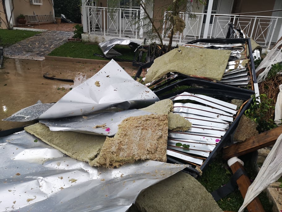 Ζάκυνθος – Μεγάλες ζημιές προκάλεσε ανεμοστρόβιλος στο χωριό Καλαμάκι