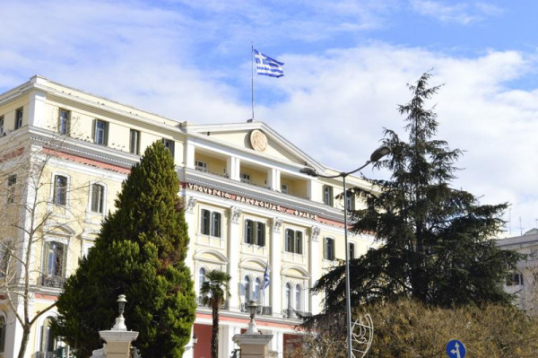 Θεσσαλονίκη – Βιντεοπροβολή στην πρόσοψη του Διοικητηρίου για τη βία κατά των γυναικών