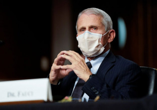 Παραλλαγή Όμικρον – Ο Φάουτσι προειδοποιεί για πέμπτο κύμα της πανδημίας