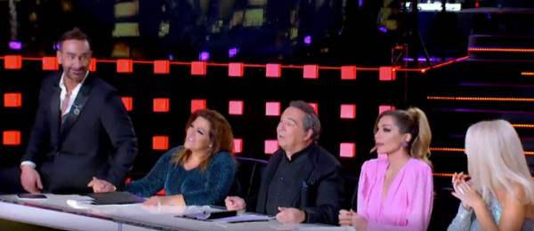 J2US – Η εμφάνιση που έκανε την Δέσποινα Βανδή να κλάψει