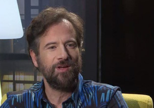 Κωστής Μαραβέγιας – «Δεν περίμενα ότι η ανάρτηση μου μετά τον γάμο θα είχε τέτοια ανταπόκριση. Ήταν λόγια καρδιάς»