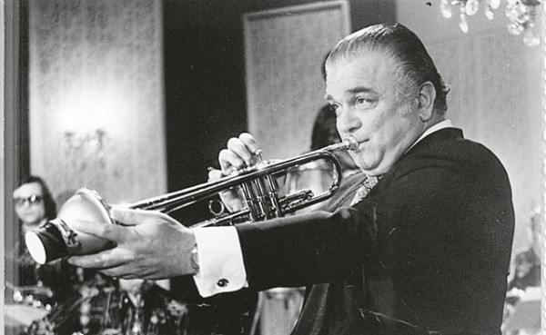 Διάσωση στο παρά πέντε για το ιστορικό αρχείο της ΑΕΠΙ