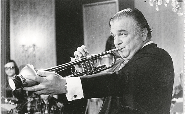 Διάσωση στο παρά πέντε για το ιστορικό αρχείο της ΑΕΠΙ