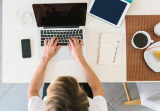 Τηλεργασία – Τι αλλάζει στους χώρους εργασίας από 3 Ιανουαρίου