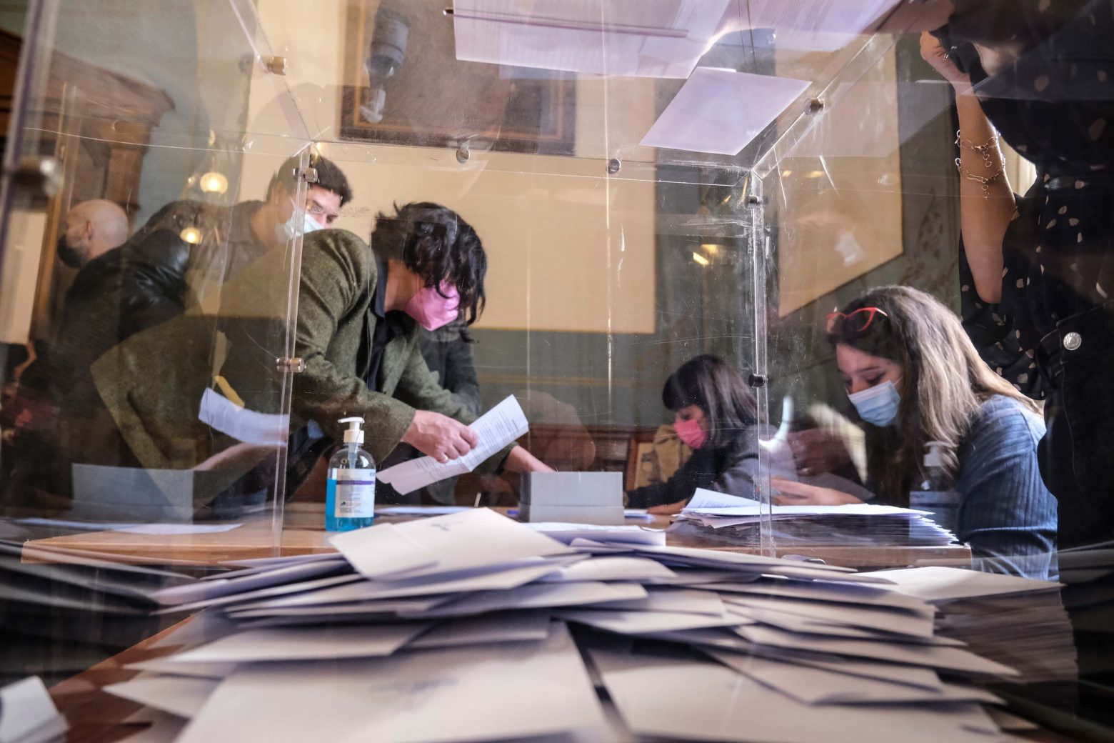 Εκλογές ΚΙΝΑΛ - Πώς θα γίνει ο δεύτερος γύρος - Ποιοι μπορούν να ψηφίσουν