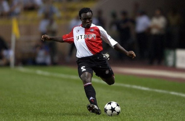 Απέραντη θλίψη για την Φέγενορντ – Εφυγε από την ζωή ο Κρίστιαν Γκιάν