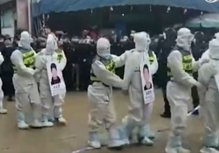 Κίνα – Διαπόμπευση στους δρόμους για παραβάτες των μέτρων κατά του κοροναϊού