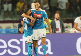 Ο Μανωλάς… κρατάει τον Ινσίνιε στη Νάπολι