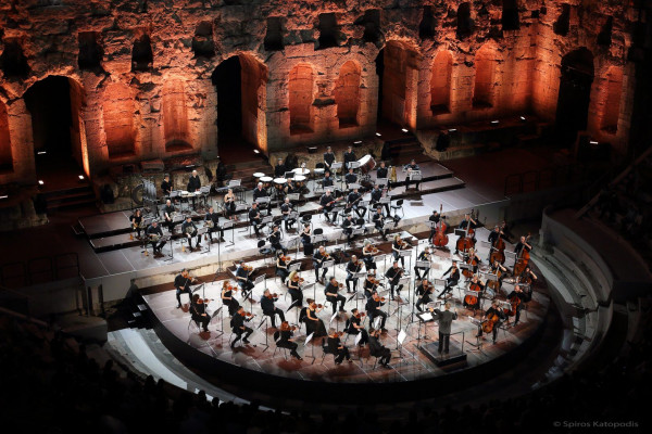 Ο Νίκος Μαλλιάρας μιλάει στο in.gr για τα πέντε πρώτα χρόνια της Φιλαρμόνιας Ορχήστρας