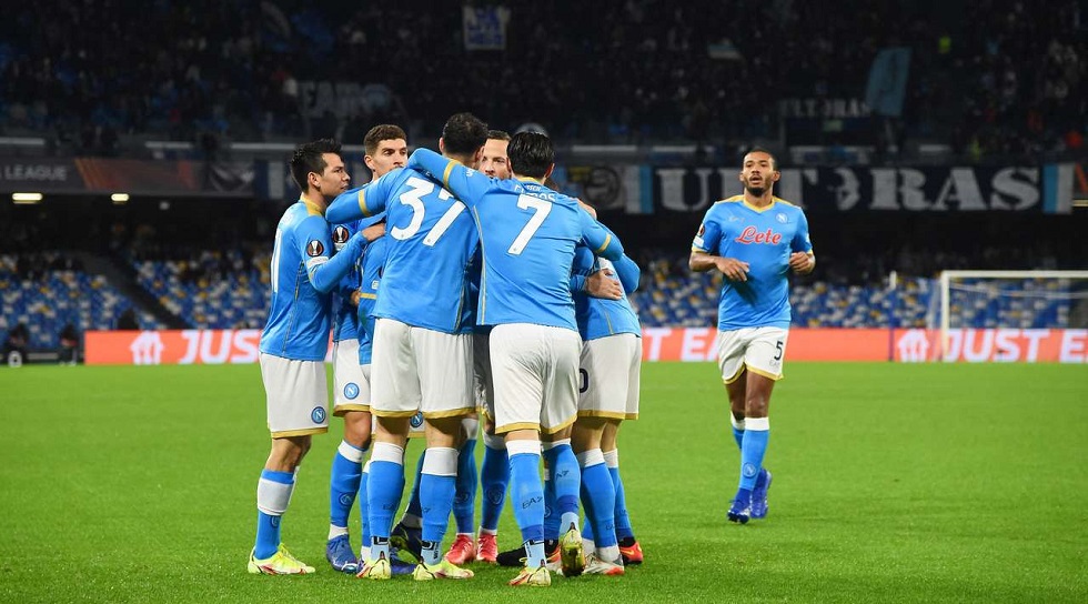 Πήρε προβάδισμα δύο γκολ η Νάπολι – Ισοφάρισε πριν το ημίχρονο η Λέστερ