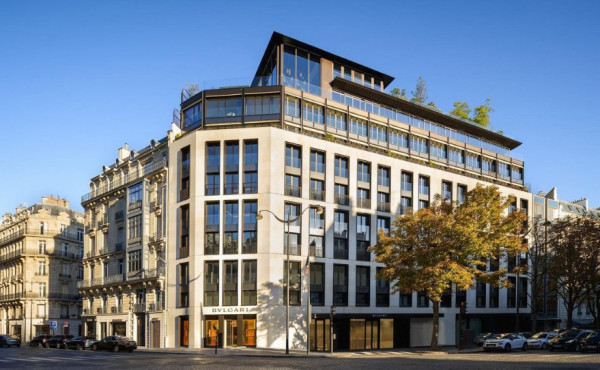 Το New Bvlgari Hotel δίνει νέο ορισμό στην παριζιάνικη πολυτέλεια στα καλύτερά της