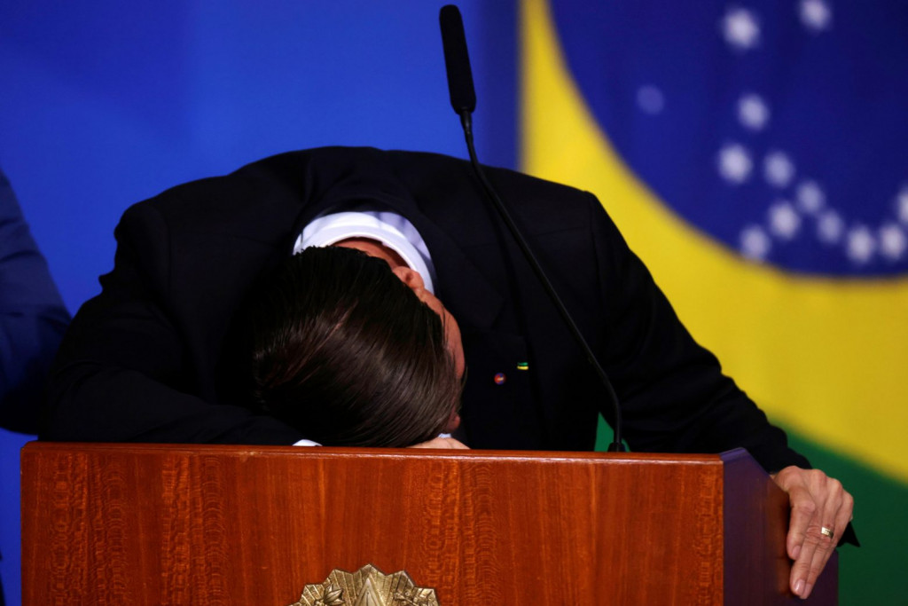 TIME – Ο Μπολσονάρου ψηφίστηκε «Πρόσωπο της Χρονιάς» από τους αναγνώστες