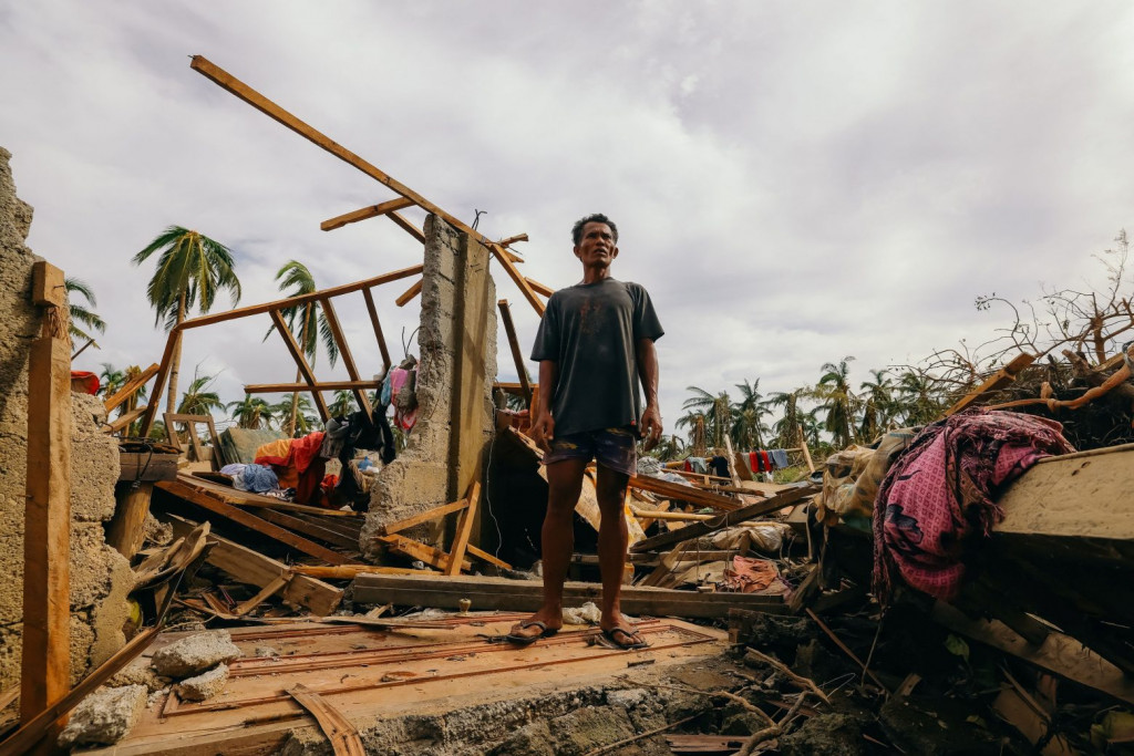 Φιλιππίνες – Νεκροί, τραυματίες και εκατοντάδες χιλιάδες εκτοπισμένοι από τους ανέμους της κλιματικής αλλαγής