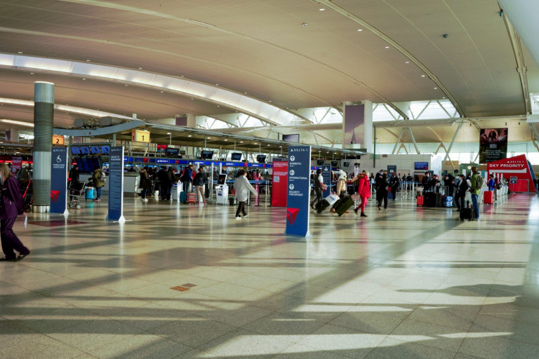 ΗΠΑ – Ανοίγουν ξανά τα σύνορά τους για οκτώ αφρικανικές χώρες παρά την παραλλαγή Όμικρον