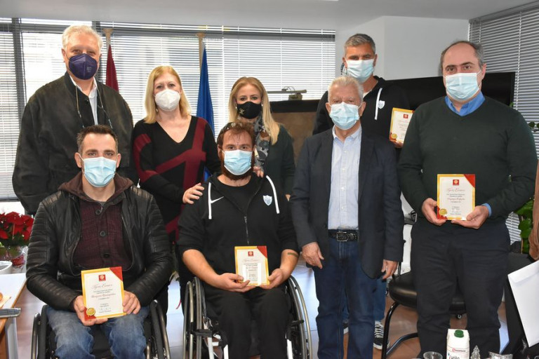 Νέα Σμύρνη-Τιμήθηκαν οι Παραολυμπιονίκες