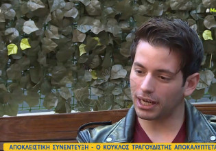 Βαγγέλης Κακουριώτης – «Μου έχουν πετάξει εσώρουχο και σουτιέν στη σκηνή, τα κρατάω όλα»