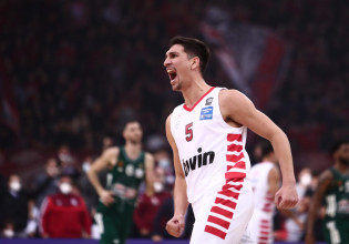 Λαρεντζάκης – Δεν γίνεται να μην πορωθείς μαζί του