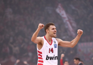 Ολυμπιακός – Ο πολυδιάστατος Σάσα Βεζένκοφ