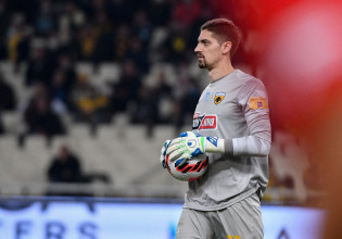 Μπαίνει για τον καθαρισμό στο γόνατο ο Στάνκοβιτς, με Τσιντώτα η ΑΕΚ μέχρι το τέλος του έτους