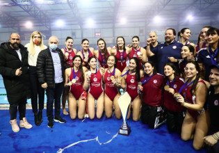 «Τρέλα» στα social media για τα χρυσά κορίτσια του Ολυμπιακού